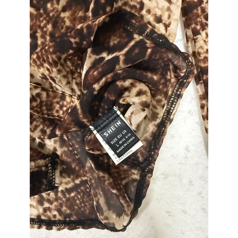 Women Brown Animal Snakeskin Print Sheer Button Up Blouse Size L 8/10 - Picture 3 of 3